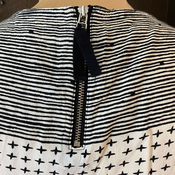 Madewell flowy Refined high scoop neck Tank‎ Top in Hashtag Stripe - Picture 7 of 10